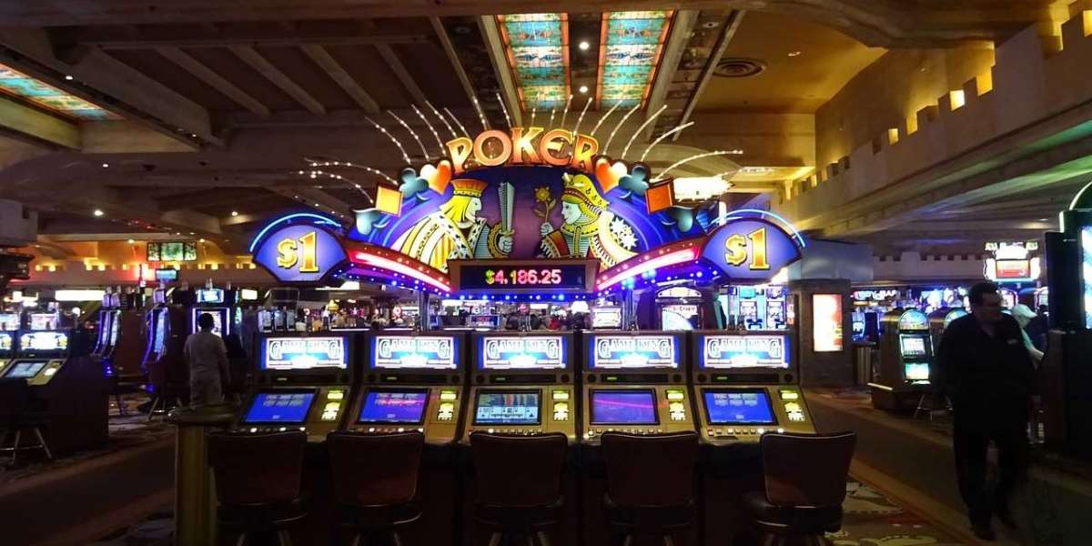 Slots de casino online com as mais lucrativas rodadas grátis oferece