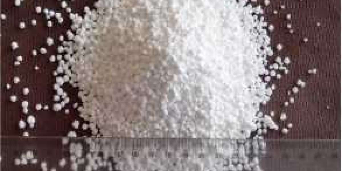 Calcium Chloride Flakes vs. Pellets for Dust Control