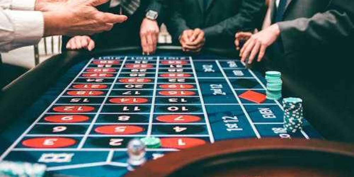 Najlepsze automaty o niskiej zmienności dla Bonus Play w 2025 roku