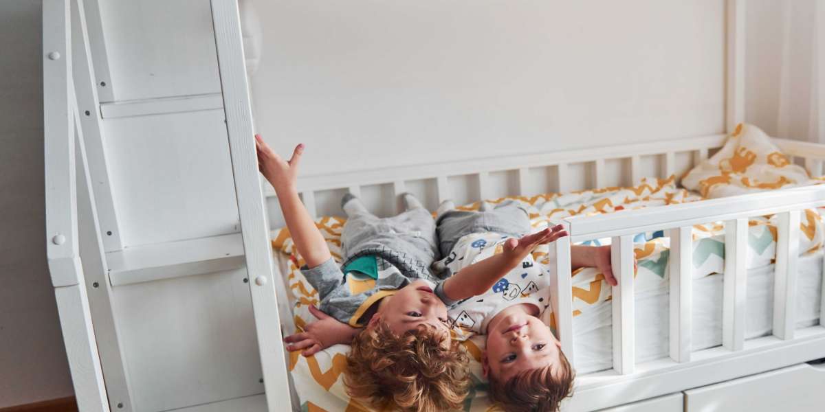 This Is The New Big Thing In Triple Bunk Beds
