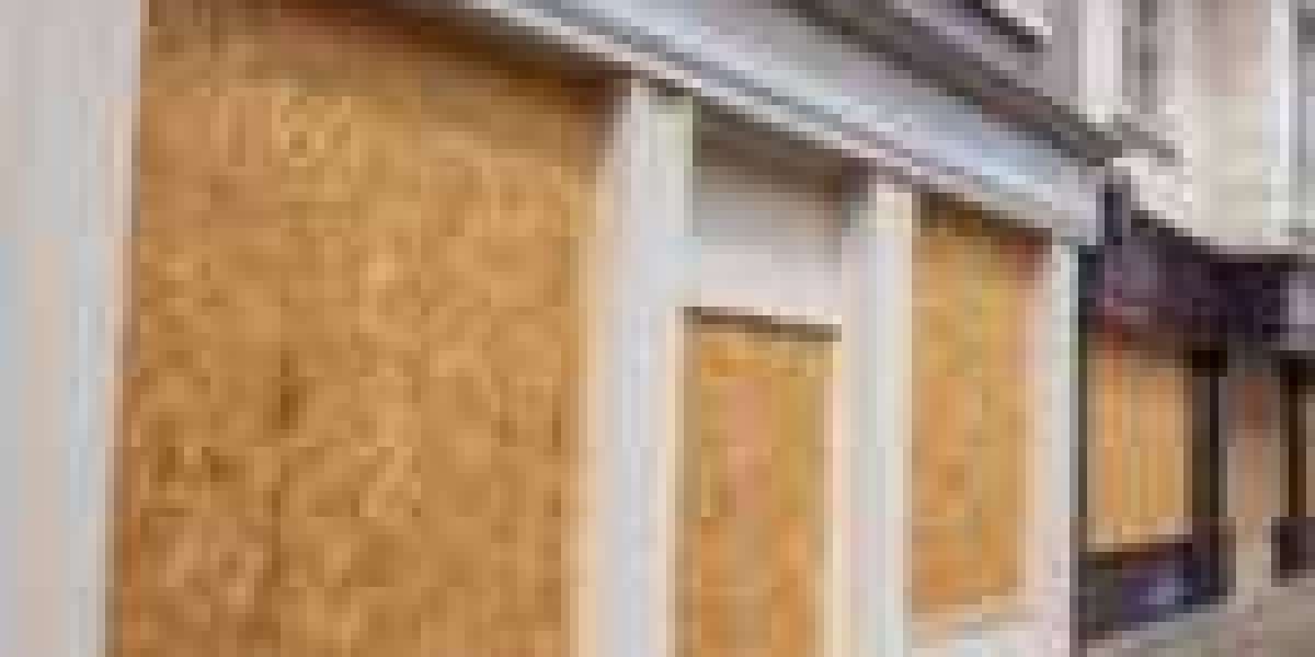 An All-Inclusive List Of Emergency Storefront Board Up Dos And Don'ts